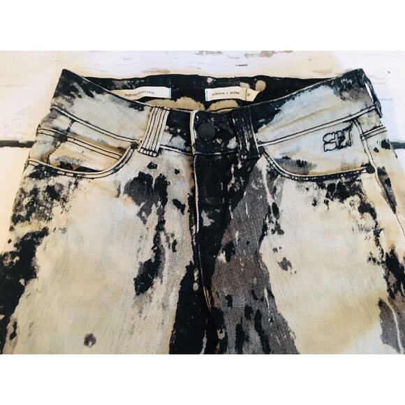 80's Style Acid Wash High Rise Skinny Twig Silence + Noise Sz 26 Black & White - Picture 3 of 7